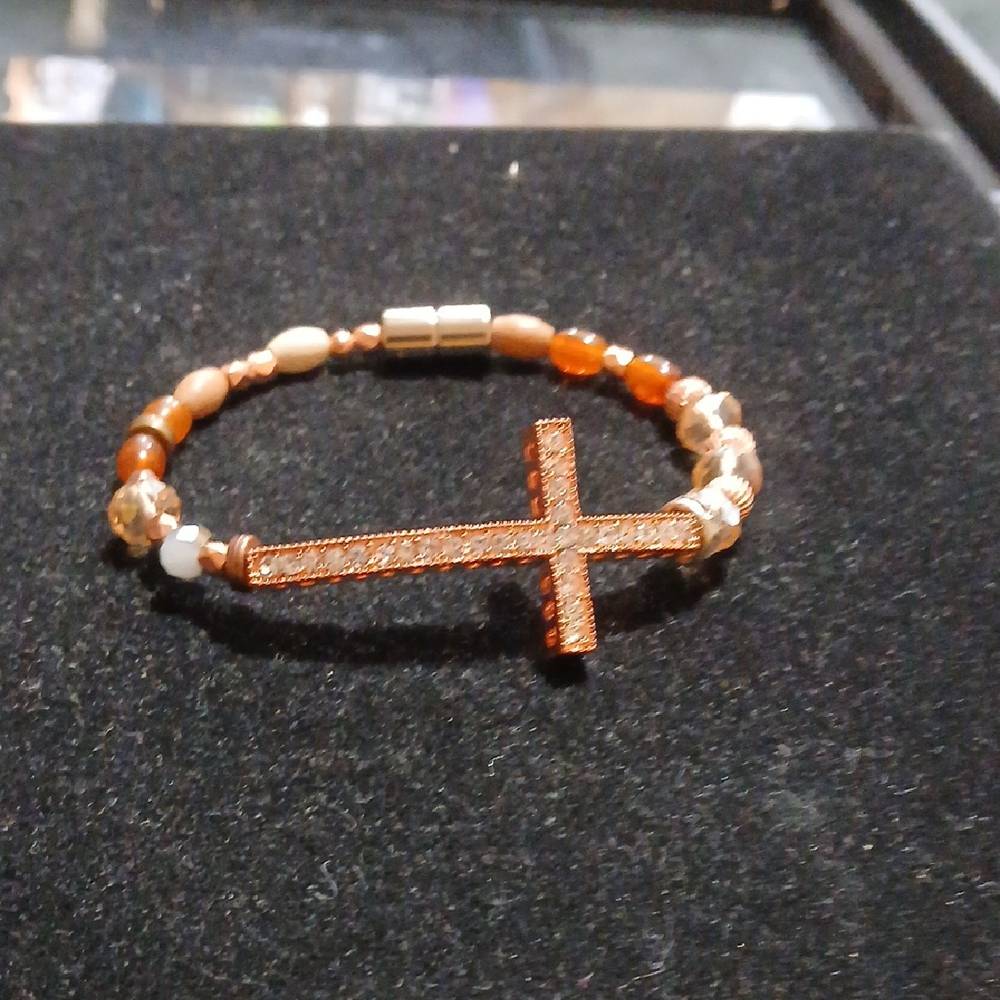 Elegant Beaded Cross Bracelet